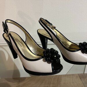 ANNE KLEIN Cream and Black Statement Heels w Back Ankle Strap